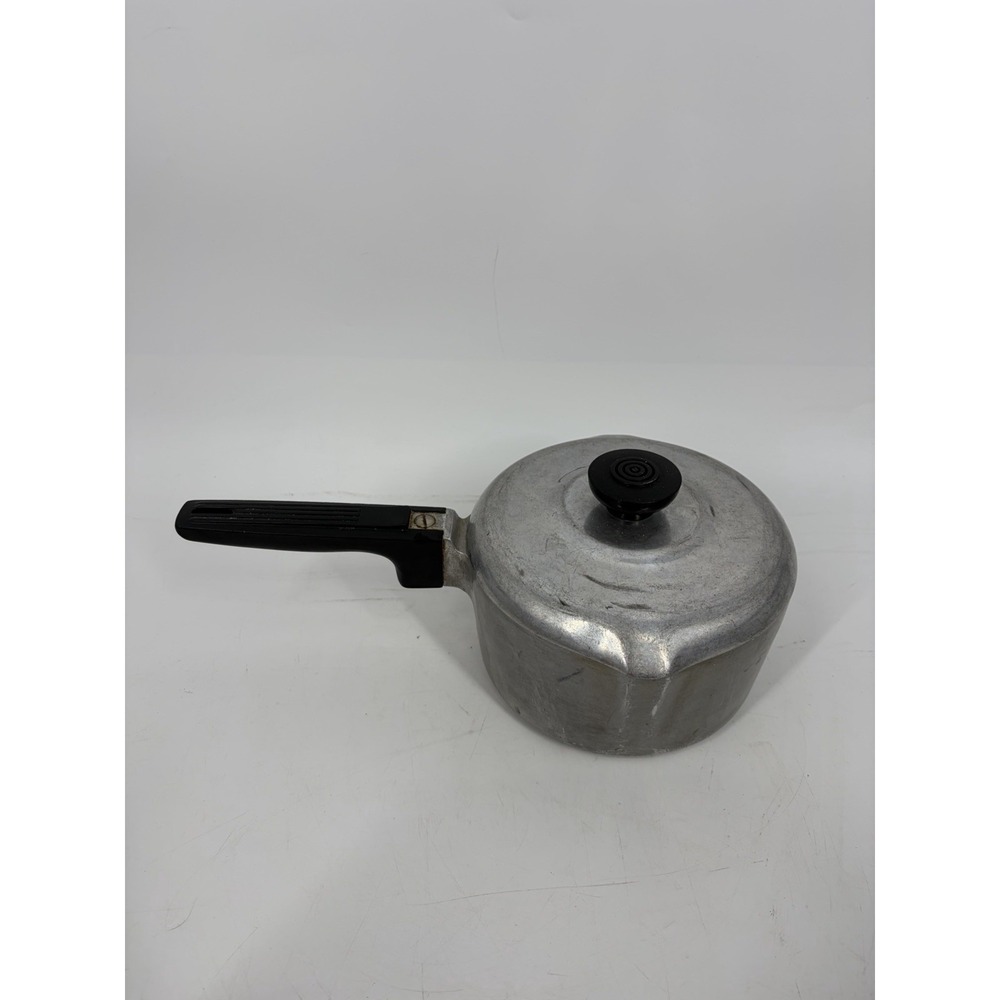 Wagner Ware Sidney 0 Magnalite Aluminum 2qt Cookware Sauce Pan 4682-P with Lid